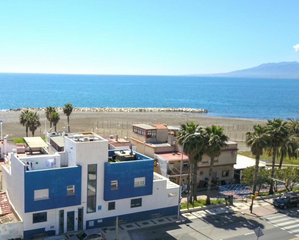 מאלגה Solis Mare Apartments - Pedregalejo Beach מראה חיצוני תמונה